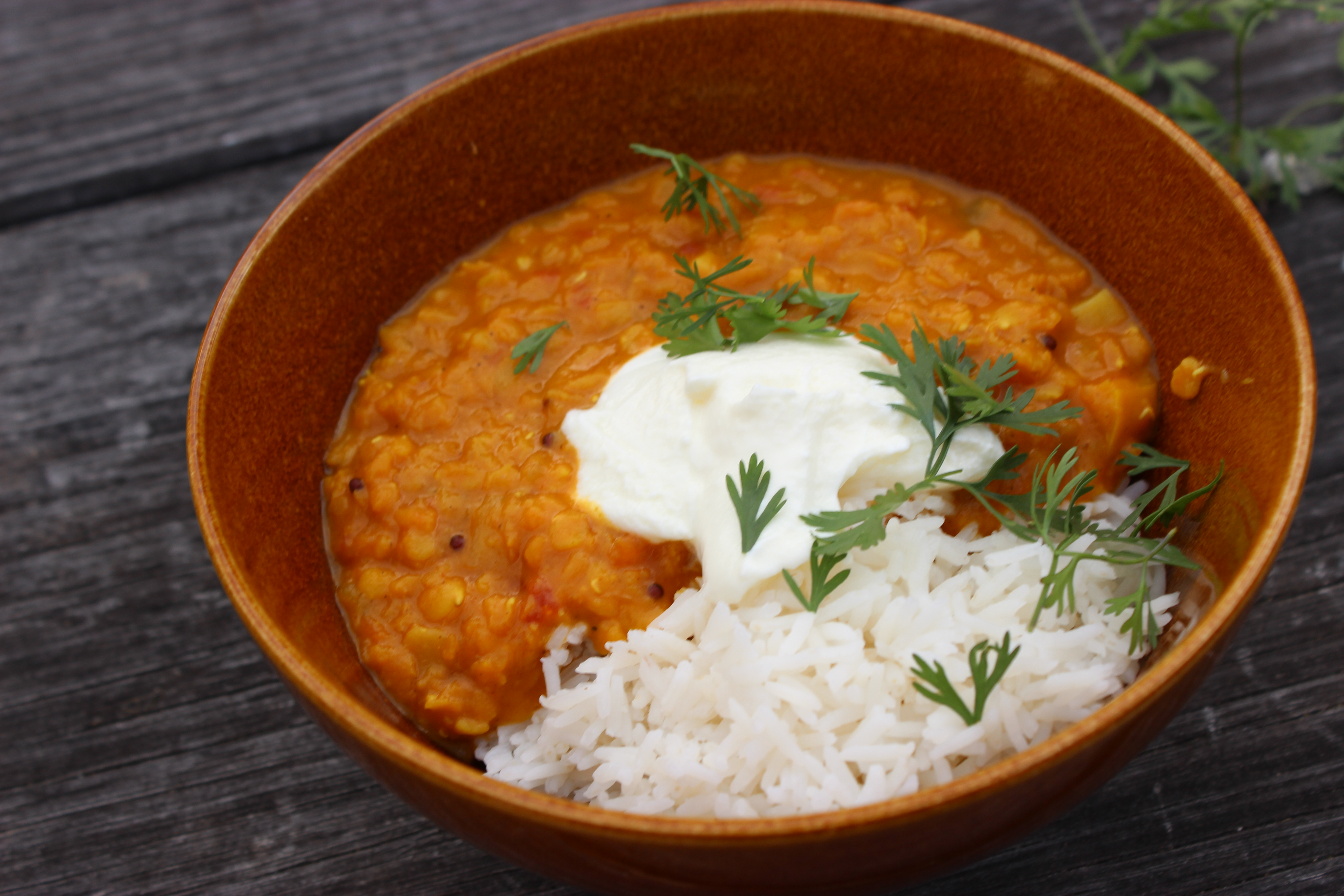 Dahl with yoghurt dressing